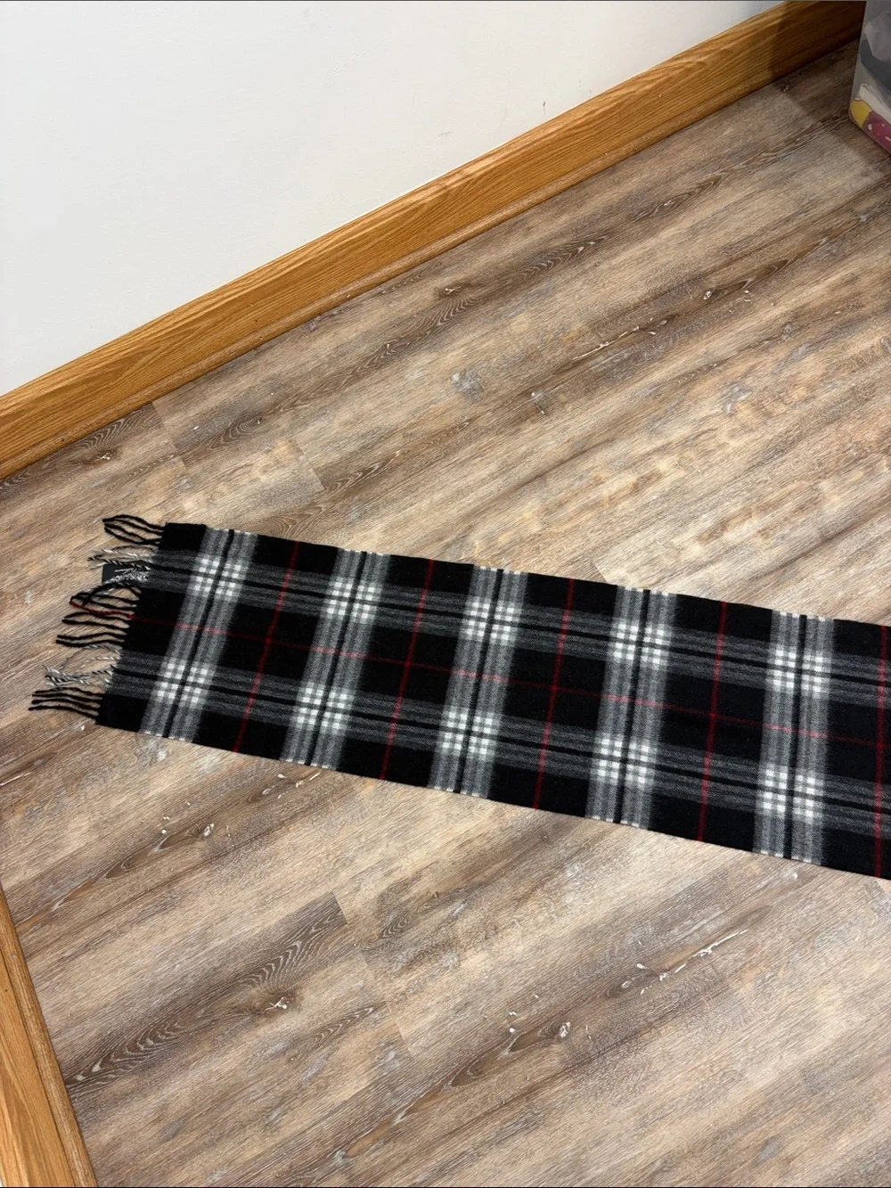 NWT Murano Cashmere Scarf Black White Red Plaid Check Designer Quiet Luxury